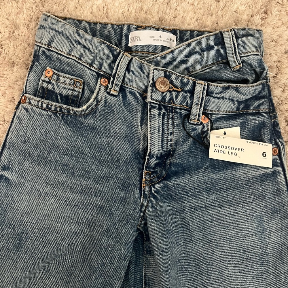 NWT Zara Girls Cross over jeans